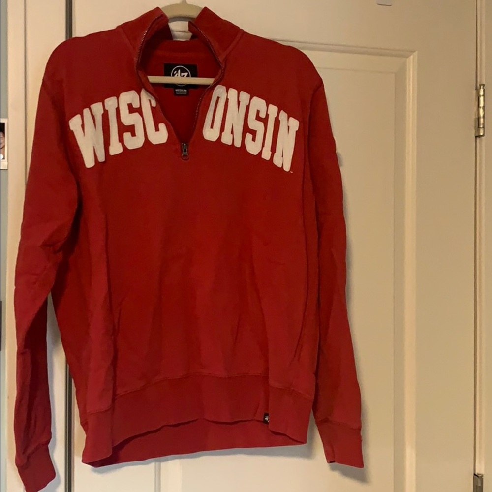 Medium QuarterZip Wisconsin Sweatshirt!